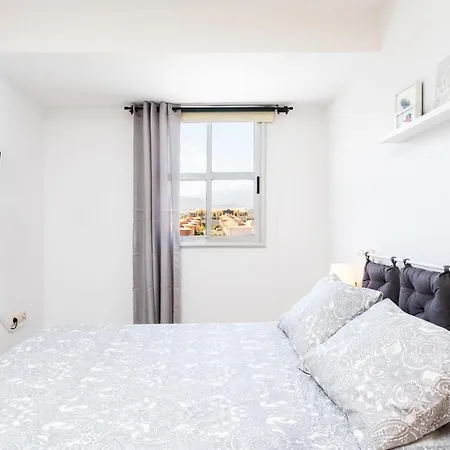 Apartment El Medano Yellow Sand: Downtown, Beach And Sun Granadilla De Abona